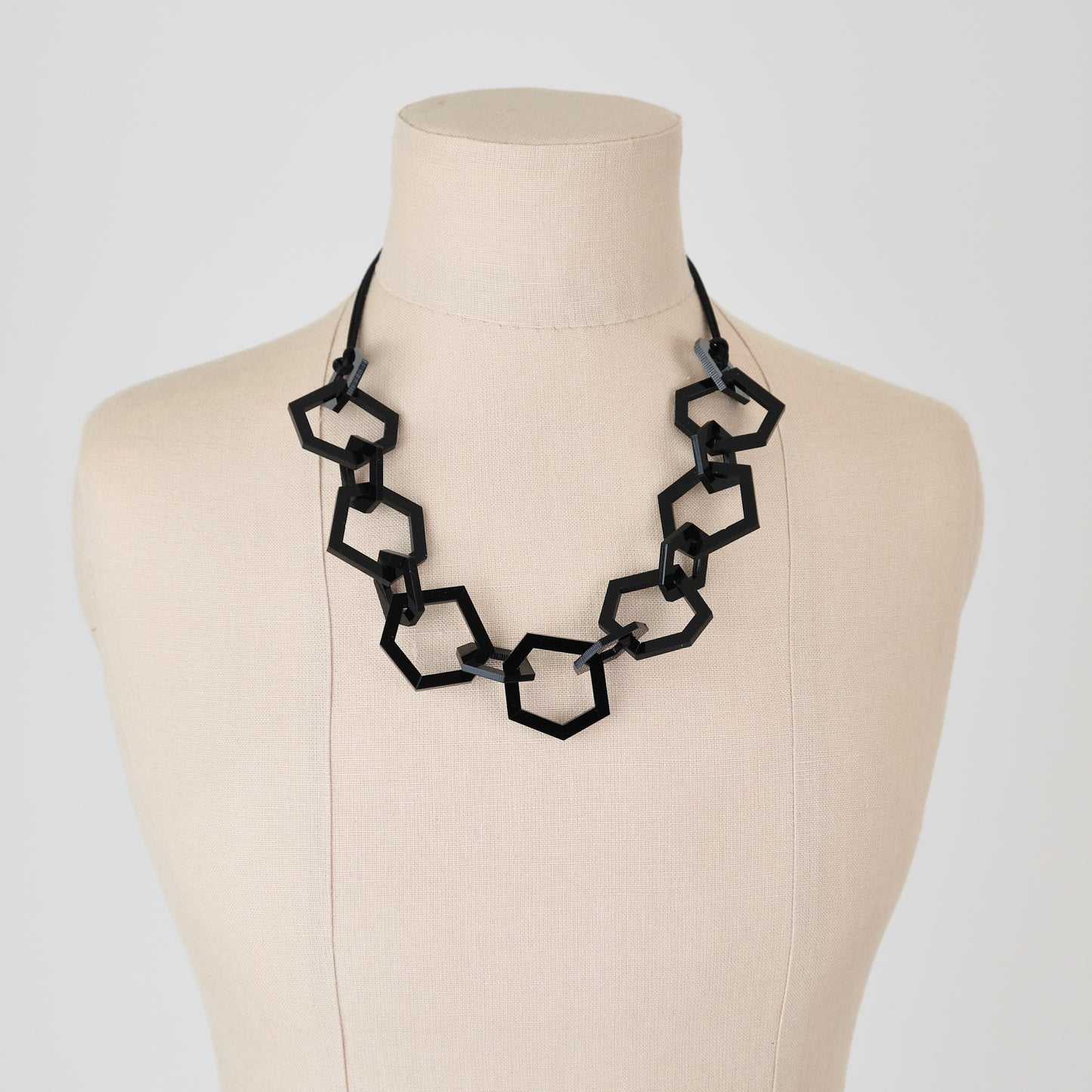 Black Acrylic Chain Necklace. (Copy) (Copy) (Copy)